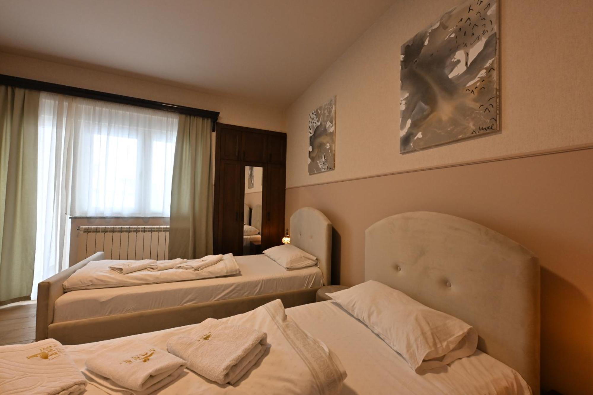 Hotel Lane Sjenica Εξωτερικό φωτογραφία